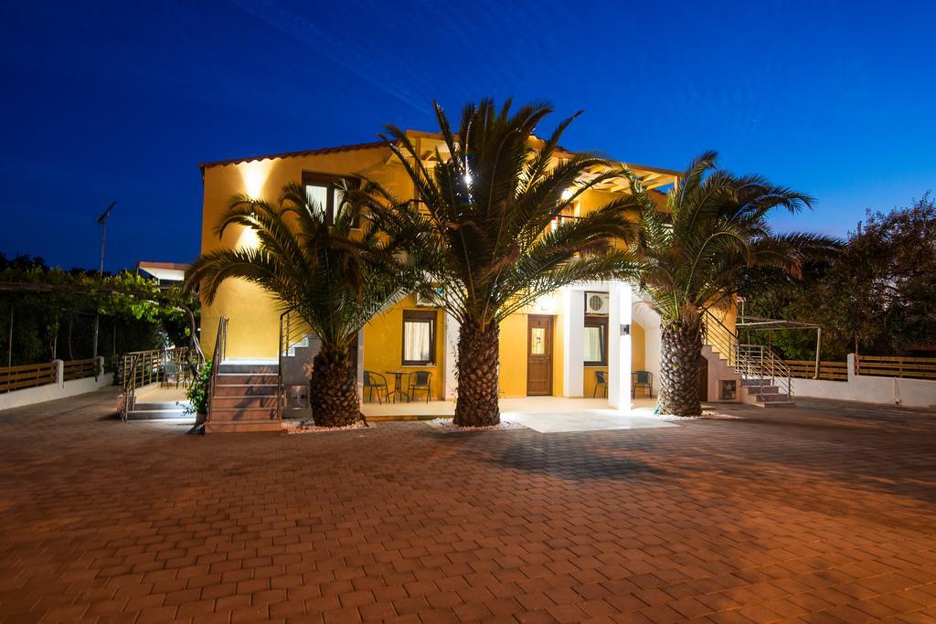Studios Gagos Astris Bagian luar foto